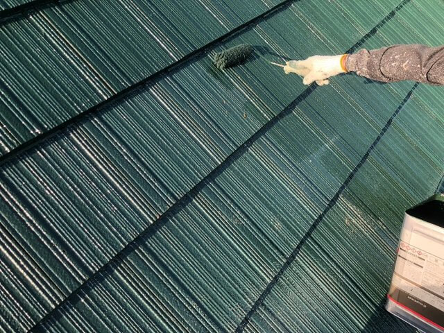 太田市 屋根塗装工事 屋根上塗り1回目 お客様の声 ミヤケン